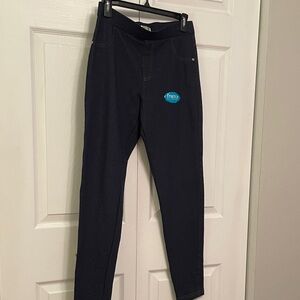 NWOT JUST BE… Dark Wash Denim Look Stretch Leggings or Jeggings Medium